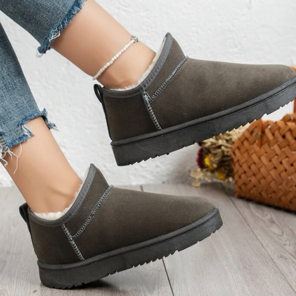 Army Green Fur Lined Thermal Ankle Winter Boot - Picture 3 of 4